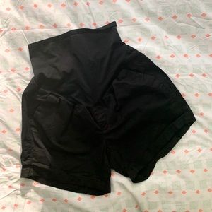 Old Navy Maternity Shorts